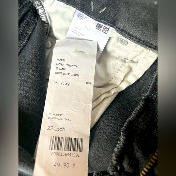 NWT Uniqlo gray skinny jeans size 22 - Picture 2 of 3